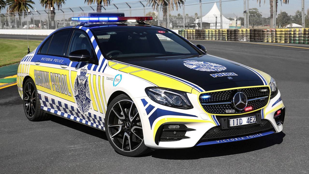 پلیس استرالیا-مرسدس ای ام جی E43 4Matic