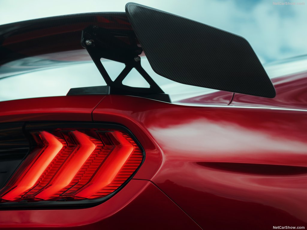 10-معرفی موستانگ شلبی GT500 با 700 اسب بخار در نمایشگاه خودروی دیترویت 2019