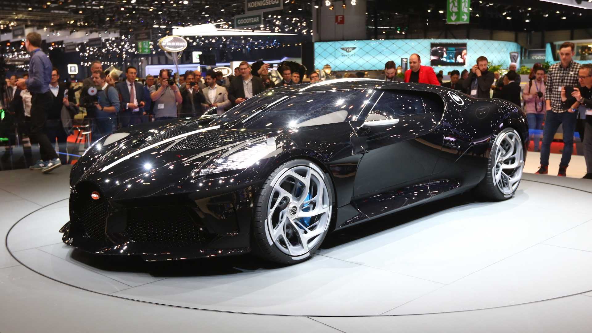7-آیا رونالدو مالک بوگاتی لاویتور ،گرانترین خودروی جهان است