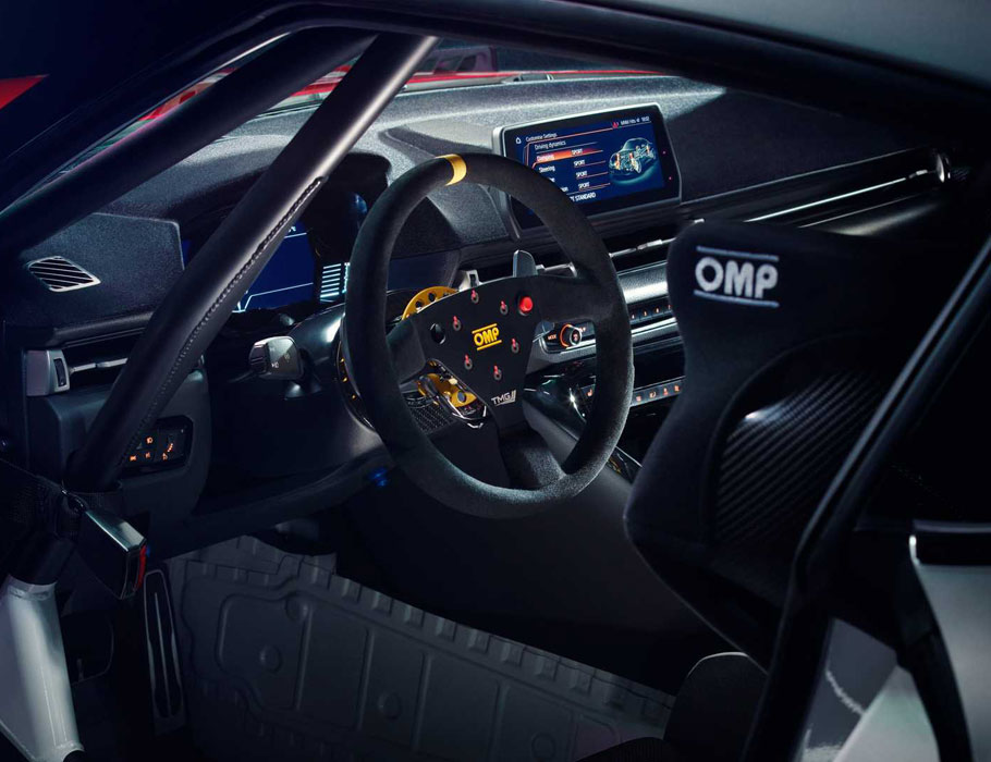 1-تویوتا سوپرا GT4 مسابقه ای معرفی شد