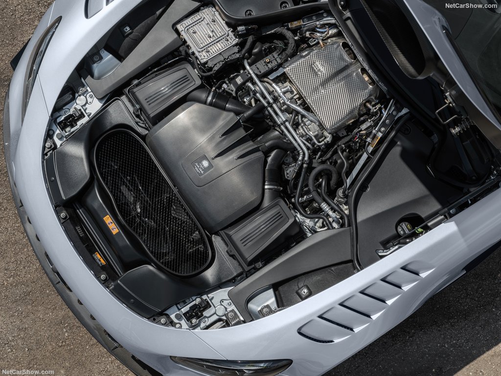 27-مرسدس بنز ای ام جی GT Black Series معرفی شد ،هیولایی جدید با نشان ستاره