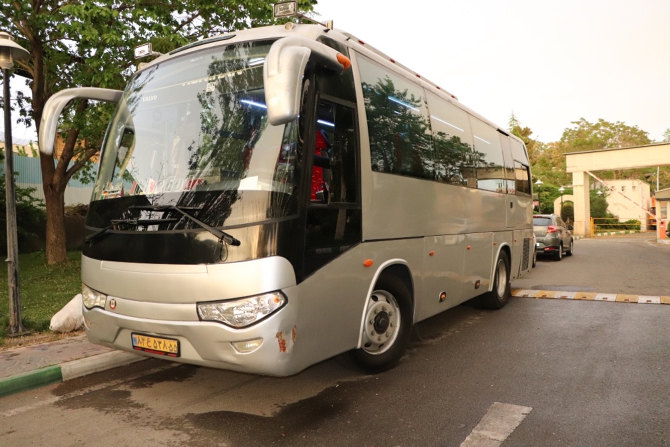 1-اجاره اتوبوس توریستی ارزان برای تعطیلات عید