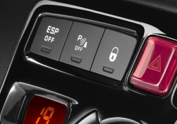 ESP  یا سیستم کنترل الکترونیکی پایداری خودرو چیست و چه کاربردی دارد؟