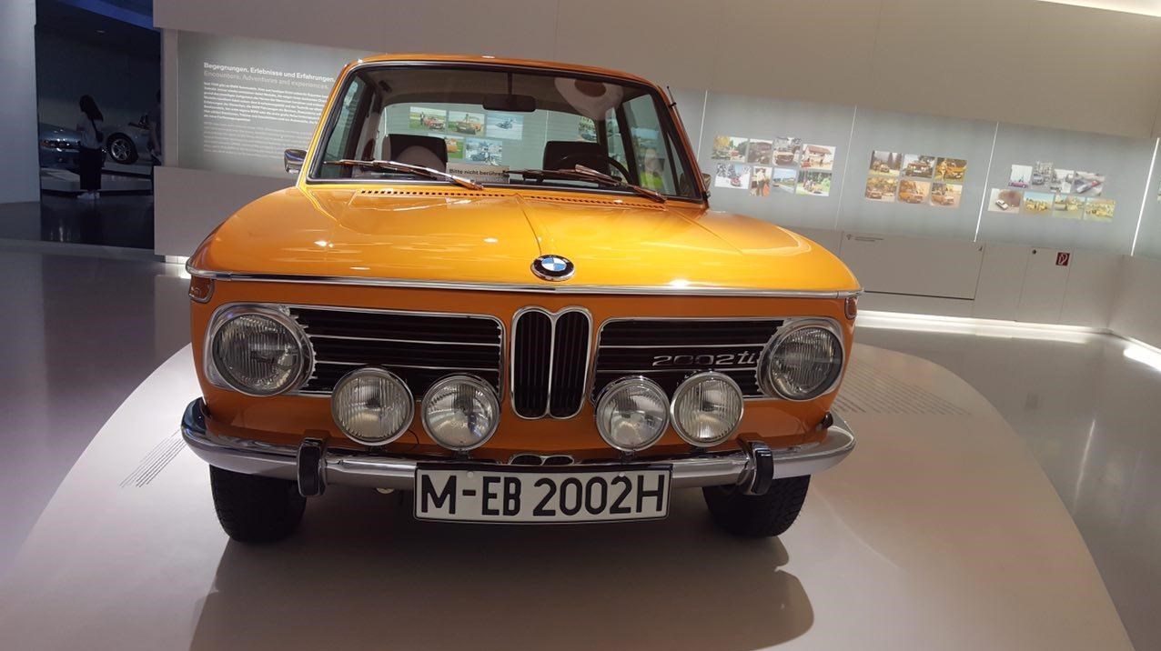 33802 گشت و گذار در موزه BMW