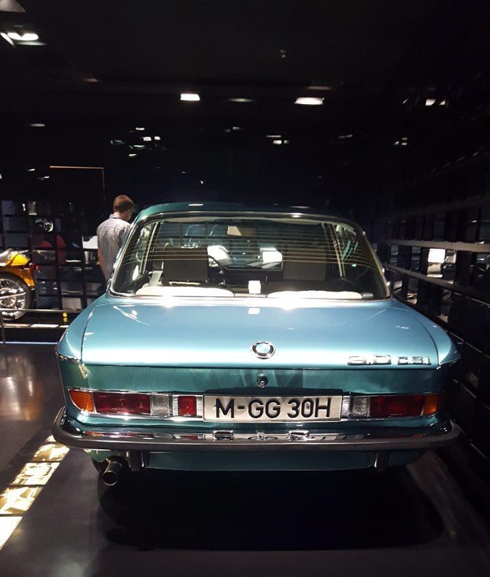 33804 گشت و گذار در موزه BMW