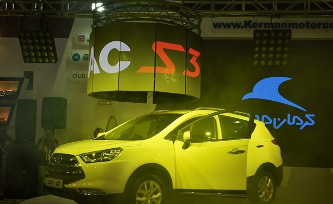 33966 گزارش تصویری از اولین روز نمایشگاه خودروی شیراز