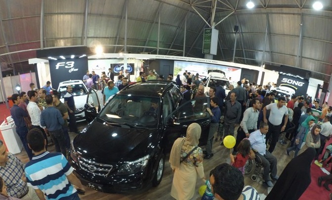 33971 گزارش تصویری از اولین روز نمایشگاه خودروی شیراز