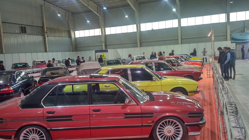 44622 گزارش تصویری از نمایشگاه خودروهای کلاسیک و افرود اصفهان:تلفیقی از نوستالوژیک و هیجان