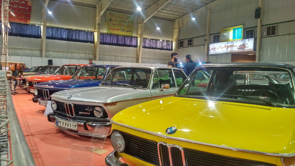 44629 گزارش تصویری از نمایشگاه خودروهای کلاسیک و افرود اصفهان:تلفیقی از نوستالوژیک و هیجان