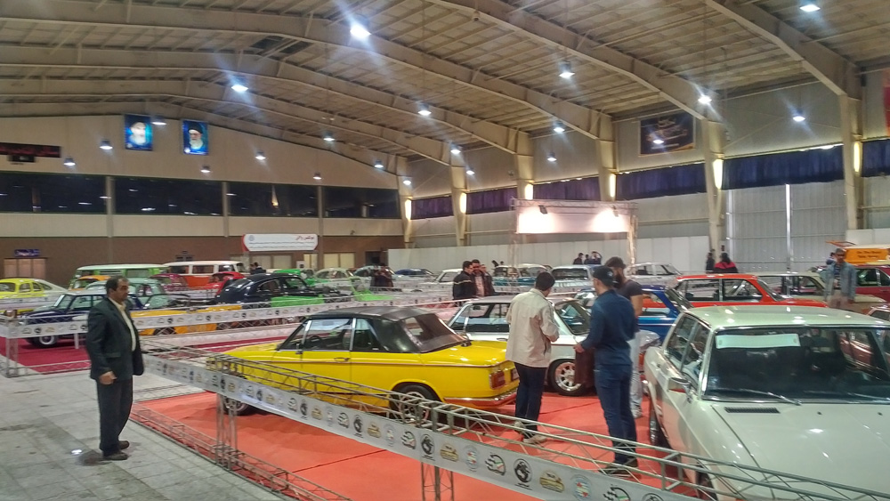 44631 گزارش تصویری از نمایشگاه خودروهای کلاسیک و افرود اصفهان:تلفیقی از نوستالوژیک و هیجان