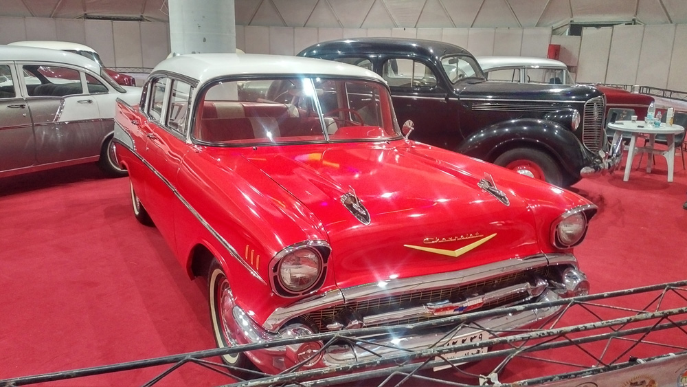 44669 گزارش تصویری از نمایشگاه خودروهای کلاسیک و افرود اصفهان:تلفیقی از نوستالوژیک و هیجان