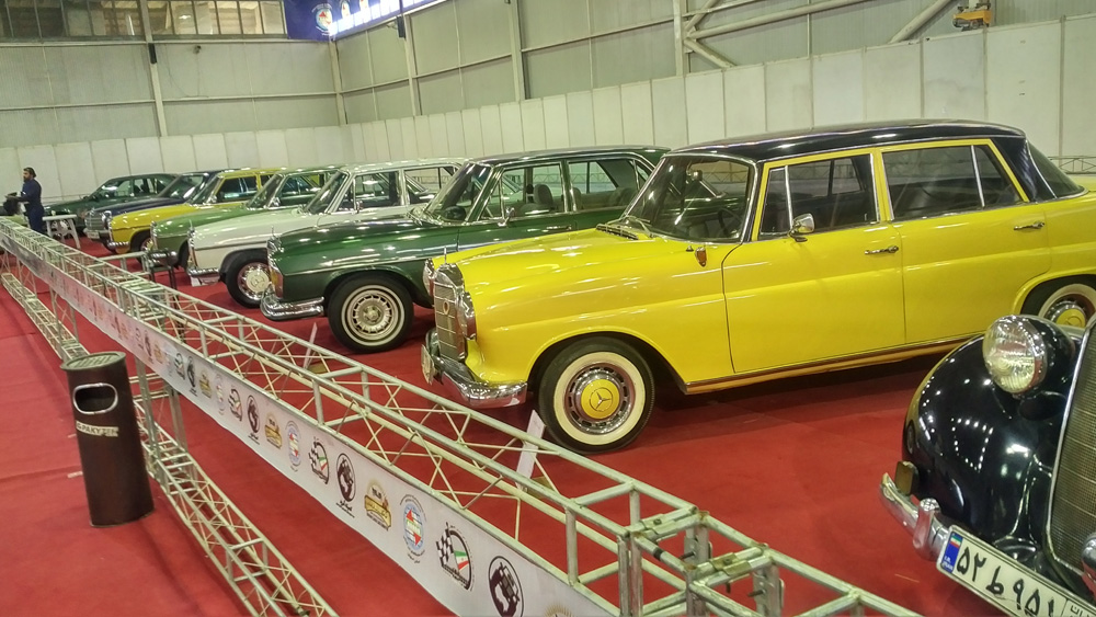 44688 گزارش تصویری از نمایشگاه خودروهای کلاسیک و افرود اصفهان:تلفیقی از نوستالوژیک و هیجان