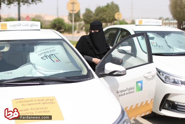 51838 آموزش رانندگی به زنان عربستان +تصاویر