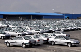 وزارت صنعت :خودرو تا یکماه آینده ارزان می شود
