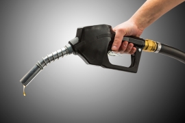 بنزین احتمالاً تا دو هفته آینده دو نرخی می‌شود