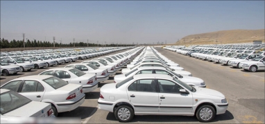 قیمت خودروهای داخلی بین ۳ تا ۲۰ میلیون تومان پایین آمد
