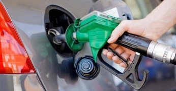 سهمیه بنزین اول هر ماه شارژ می‌شود