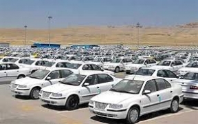 قیمت خودرو سرگردان میان وزارت صمت و بورس