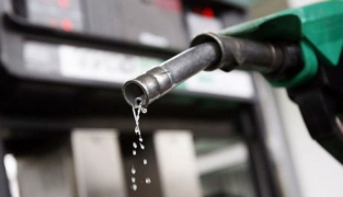  بنزین نه گران می‌شود و نه سهمیه‌بندی جدید 
