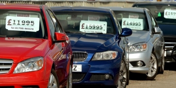مجلس با دوفوریت لایحه تسهیل در واردات خودرو موافقت کرد