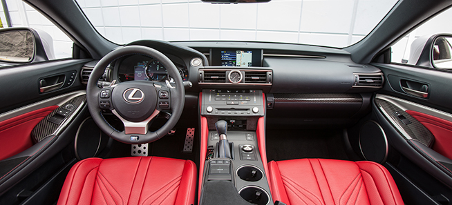 لکسوس RC F