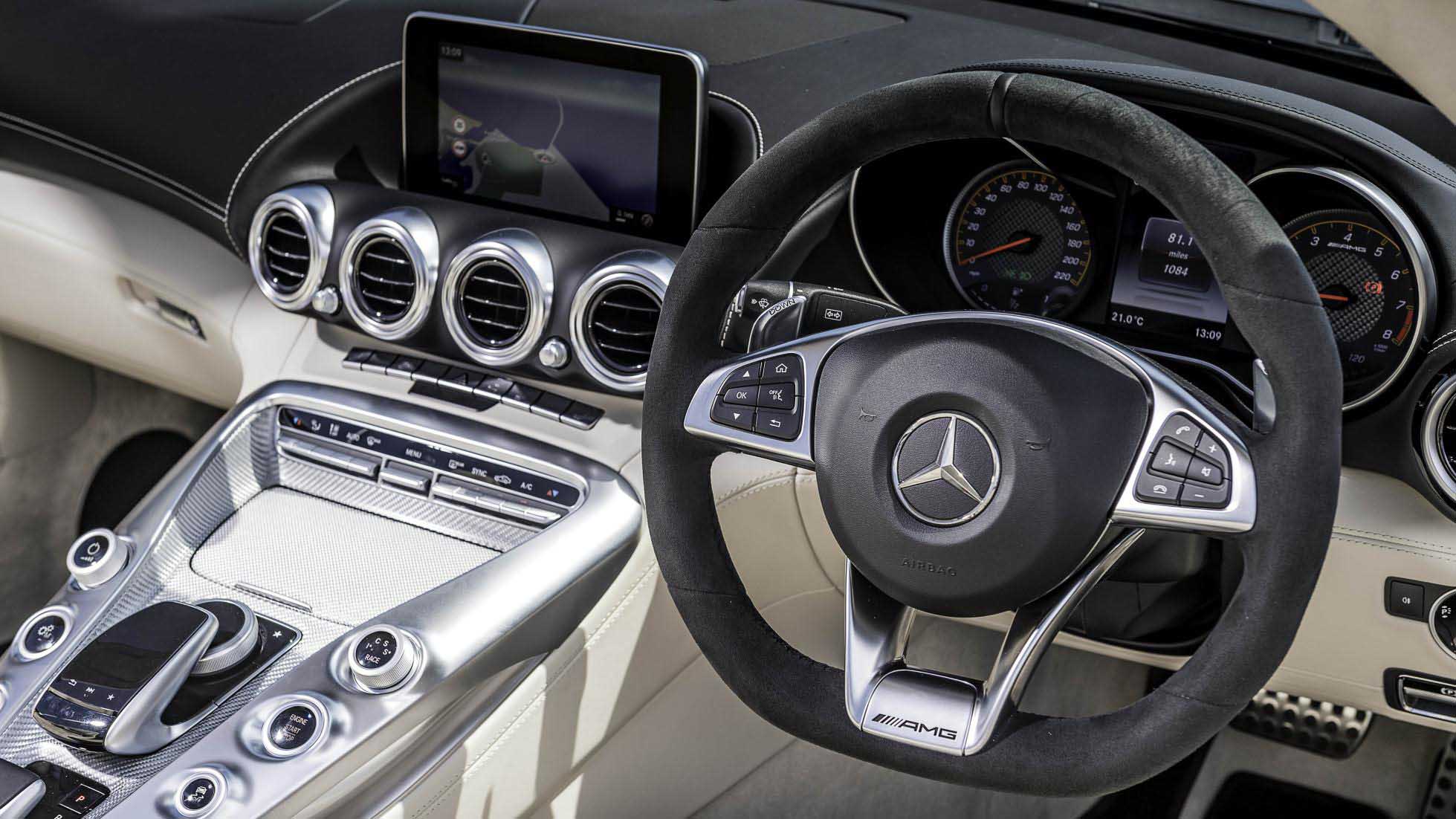 8-بررسی مرسدس بنز AMG GT C