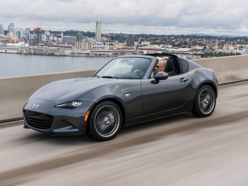 3- مزدا MX-5 Miata RF