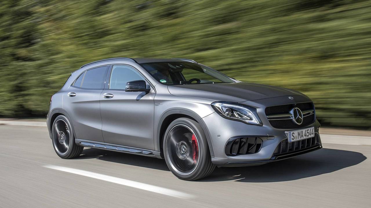 1- مرسدس AMG CLA45 / GLA45: