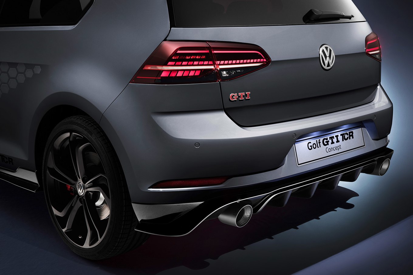 4-رونمایی از فولکس واگن گلف GTI TCR