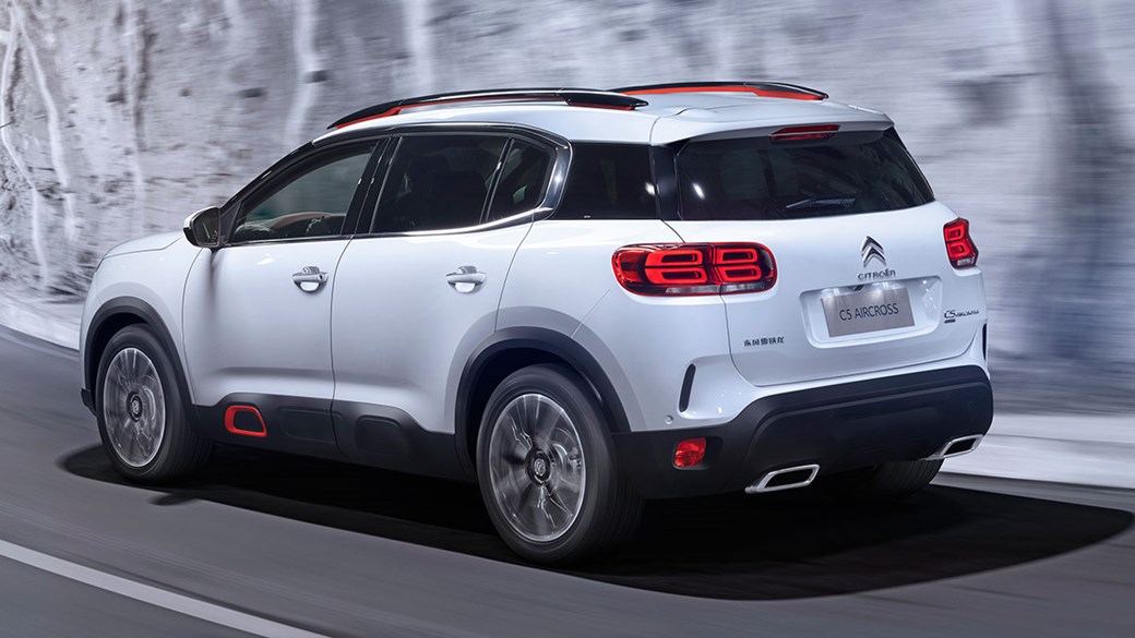 امکانات C5 AIRCROSS  چطور است؟