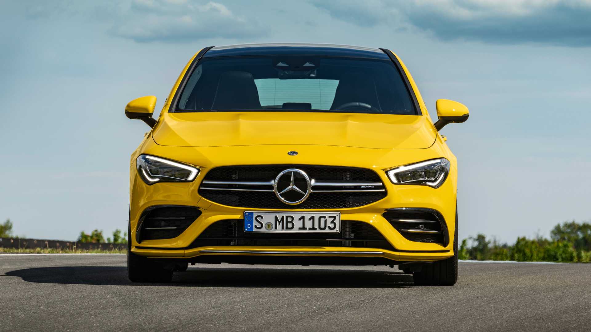 6-مرسدس بنز نسخه شوتینگ بریک AMG CLA 35 را معرفی کرد