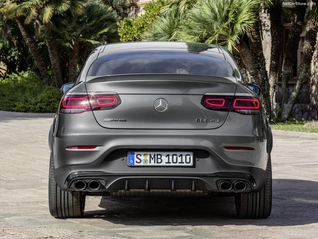 7-نسخه جدید مرسدس بنز GLC43 AMG معرفی شد