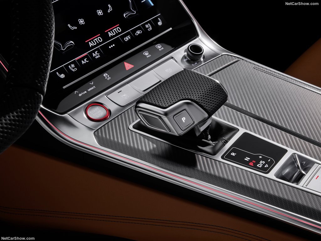 16-معرفی نسل جدید آئودی RS6 ،پر قدرت و هیجان انگیز اما خانوادگی