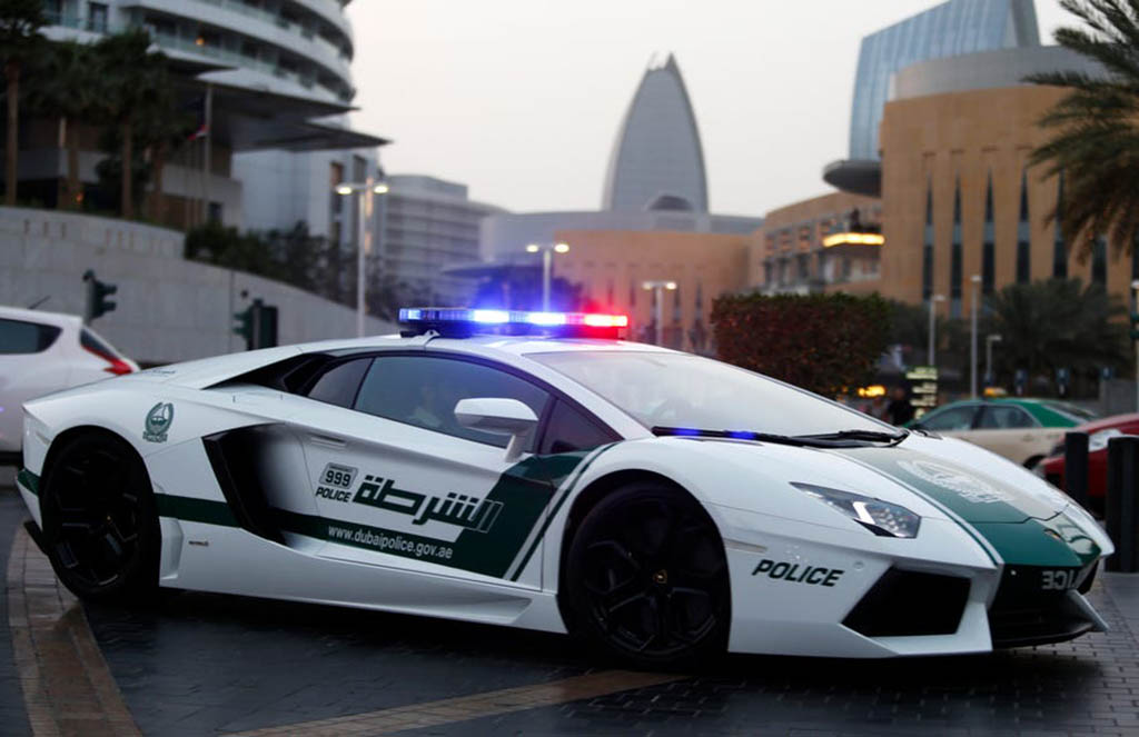 2-با پنج خودروی برتر پلیس جهان آشنا شوید