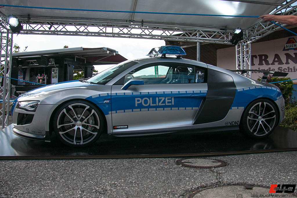 10-با پنج خودروی برتر پلیس جهان آشنا شوید