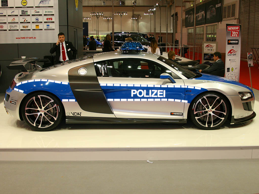 12-با پنج خودروی برتر پلیس جهان آشنا شوید