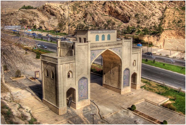 1-دروازه قرآن شیراز 