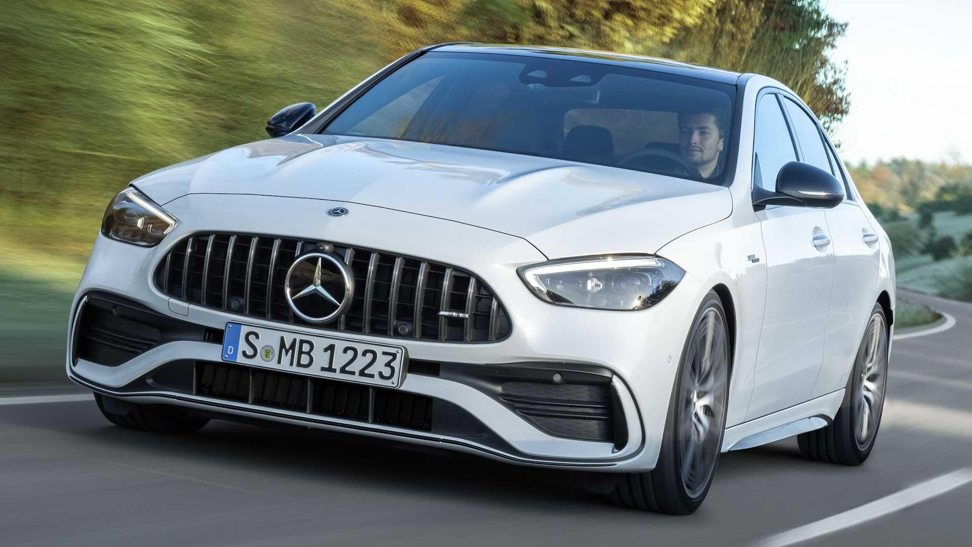 4-رونمایی مرسدس C43 AMG جدید با 408 اسب بخار اما موتور 4 سیلندر