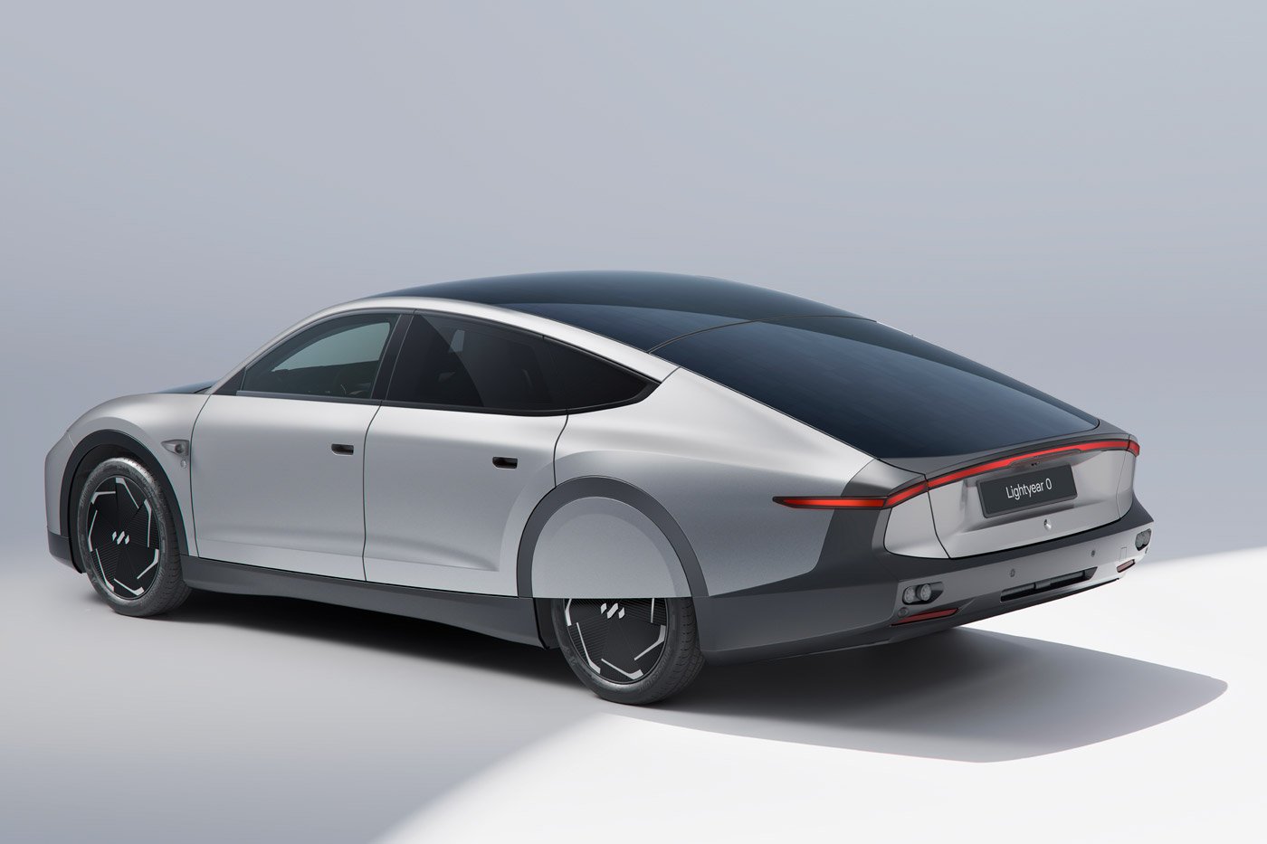 3-معرفی لایت ییر زیرو،خودروی خورشیدی که نیاز به شارژ باطری و سوخت ندارد