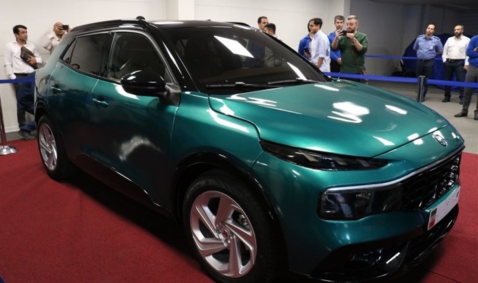 2-ماکت ری را ،نخستین کراس اوور ایران خودرو رونمایی شد!