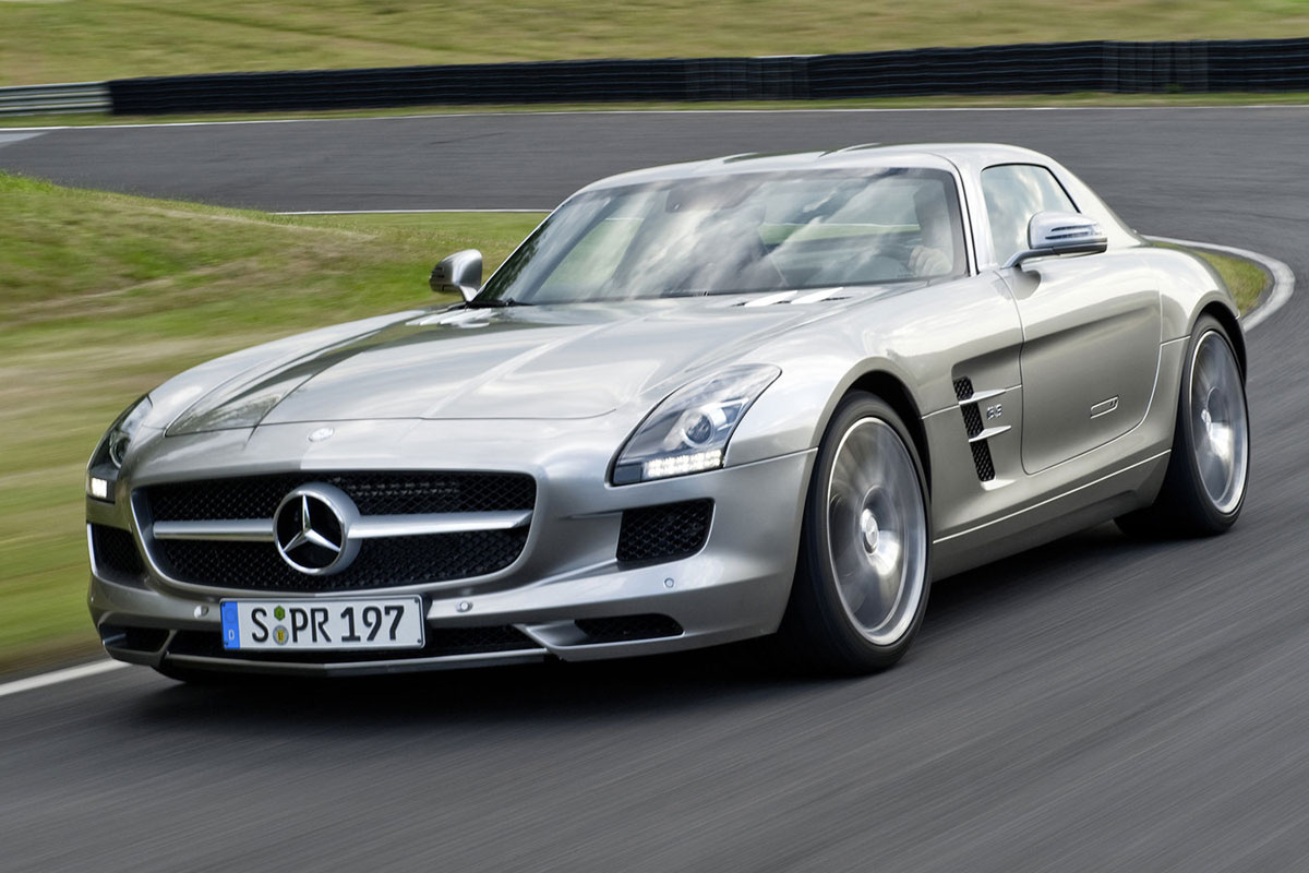 مرسدس بنز SLS AMG مدل‌های ۲۰۱۰ تا ۲۰۱۴