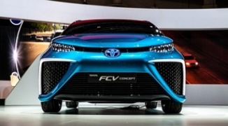 شرکت خودرو سازی تویوتا تولید خودروی سبز با سوخت هیدروژنی را اغاز کرد.
