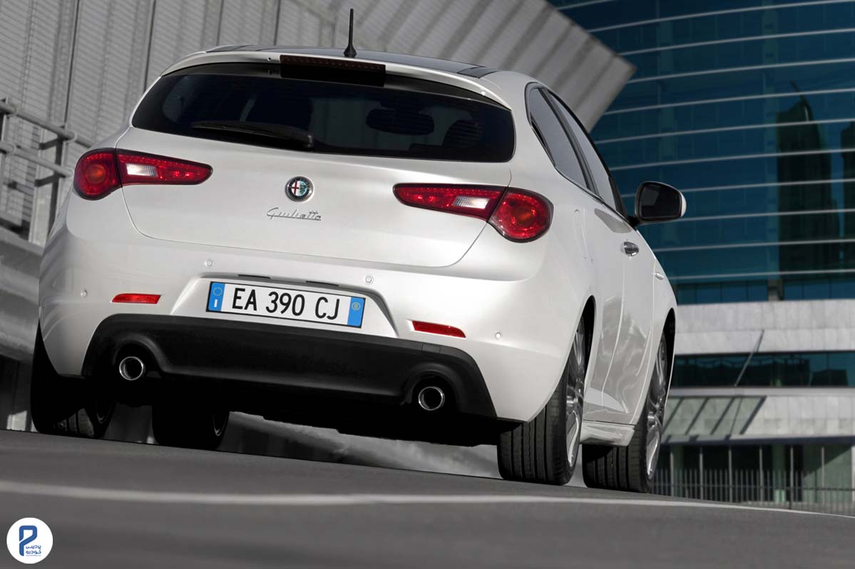 عکس خارجی آلفا رمئو جولیتا هاچبک Alfa Romeo Giulietta Hatchback 2010