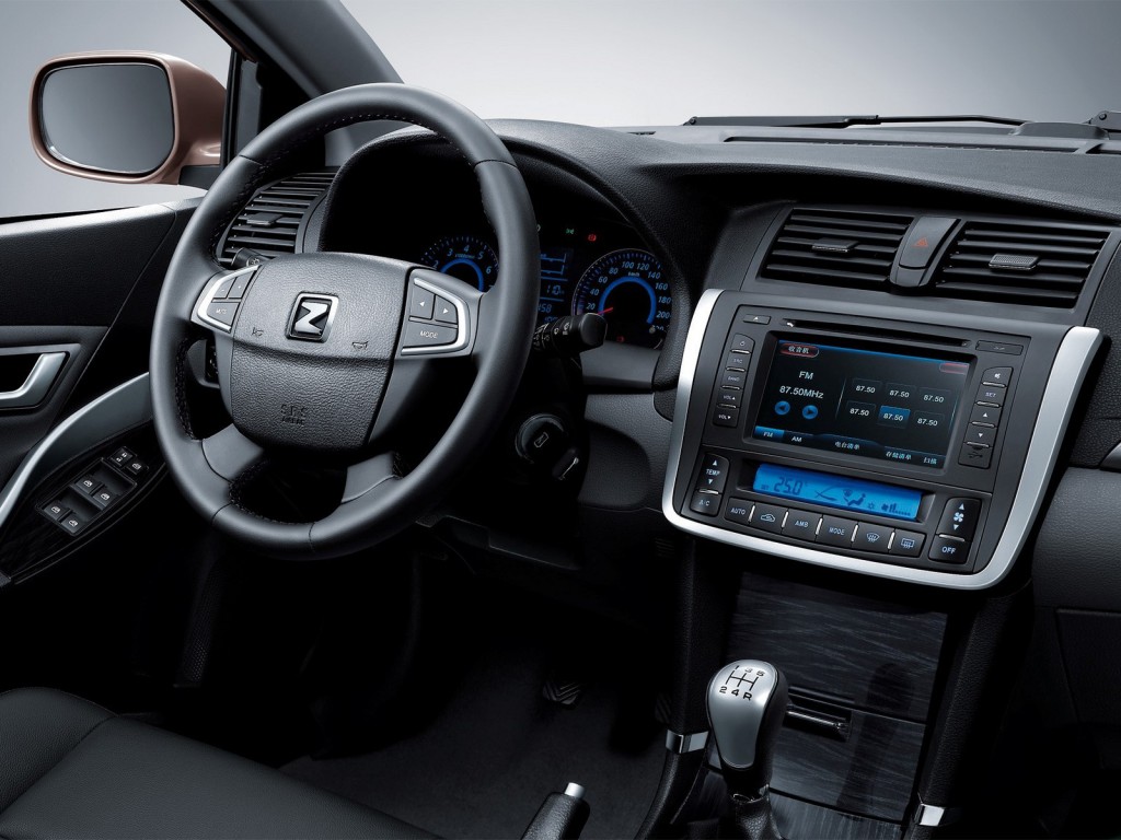 تصویر داخلی 1 زوتی Z300 مدل 2014