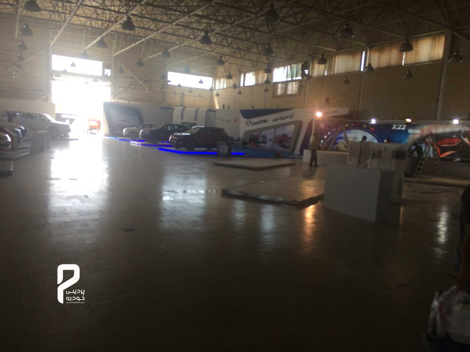 36506 گزارش تصویری از آماده سازی نمایشگاه خودروی تبریز 96