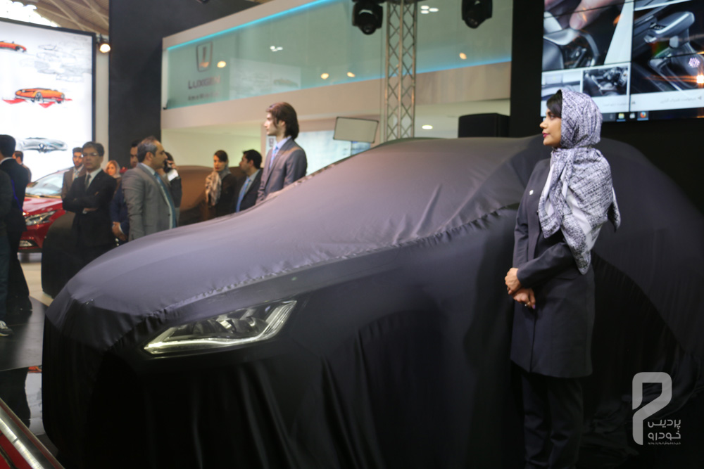 41820 دو محصول دیگر از لوکسژن در نمایشگاه خودروی تهران 96 رونمایی شد