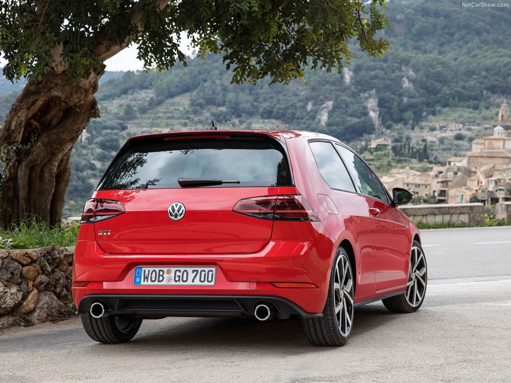 48001 گلف GTI مجوز ورود به ایران را دریافت کرد