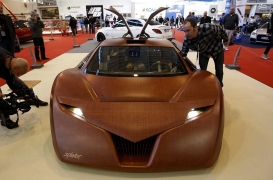 خودرویی از جنس چوب با قدرت حیرت آور
