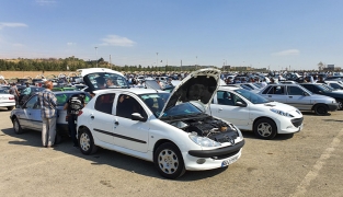  معاملات در بازار خودرو به صفر رسید 
