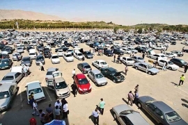 بازاری پر از فروشنده، اما خالی از خریدار